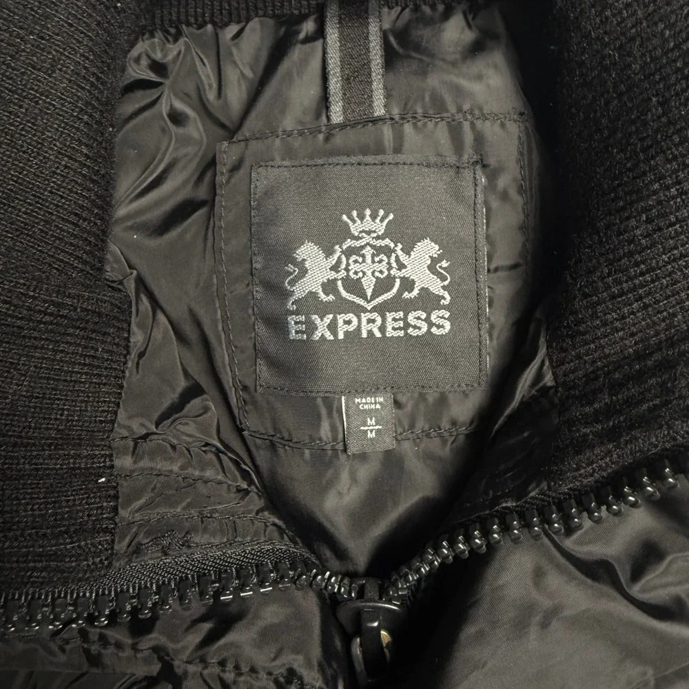 Express Mens‎ Puffer Vest Black Multi Pocket Ribbed Knit Collar Size M Y2K VTG